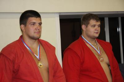 Два рязанских самбиста завоевали награды домашнего чемпионата России в абсолютной весовой категории